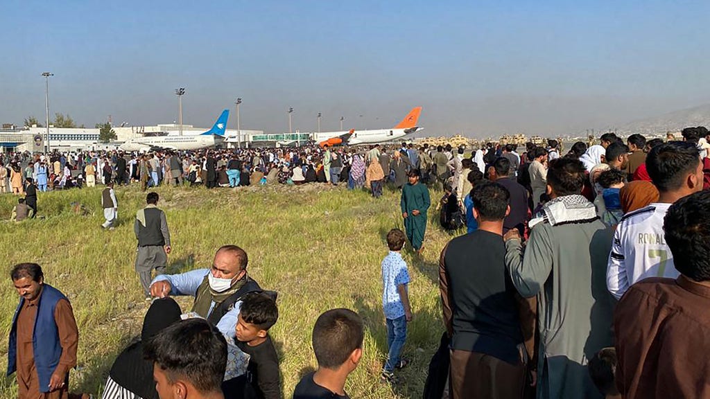 Chaos at Kabul airport – shooting Chaos at Kabul airport – shooting